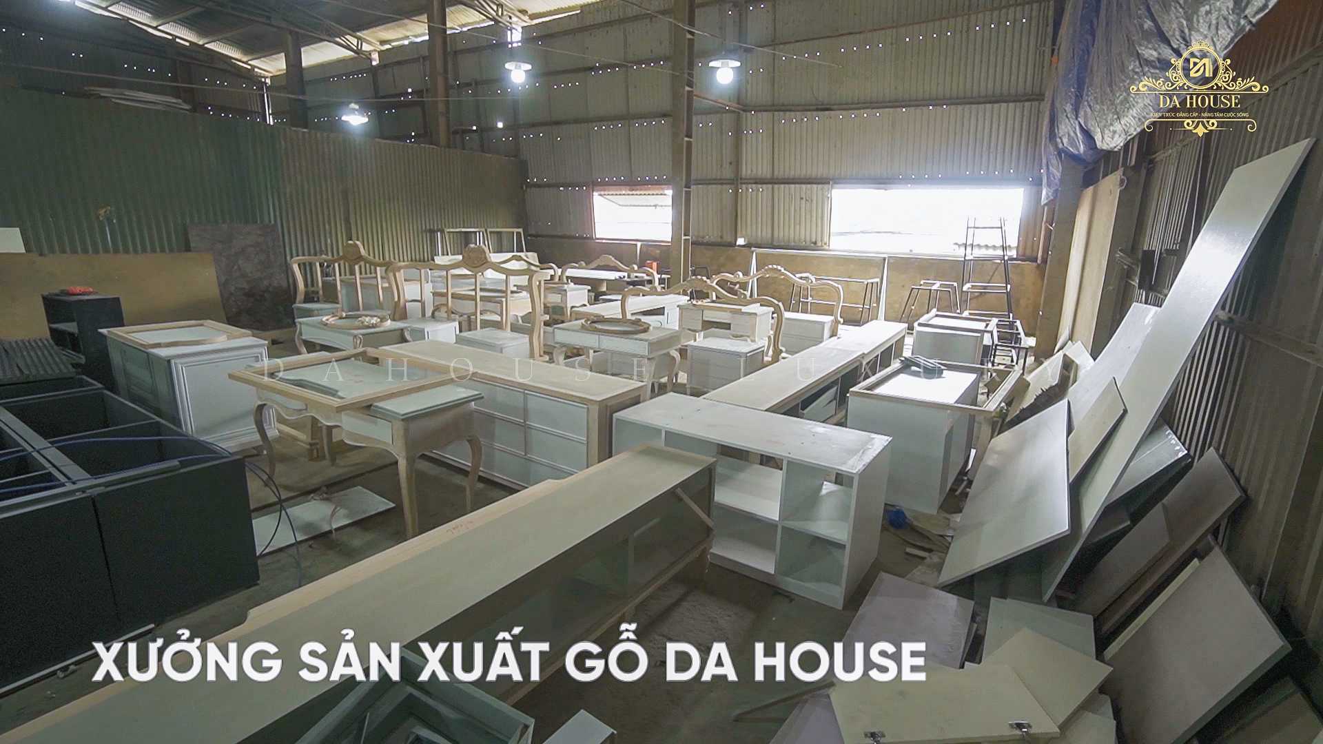 Chủ đầu tư kiểm tra thi công gỗ thịt (6)_1920_1080