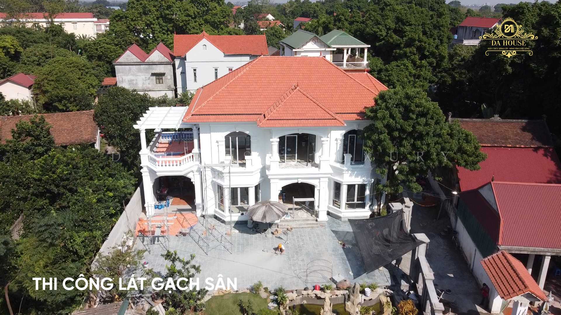Lát gạch sân1_1920_1080