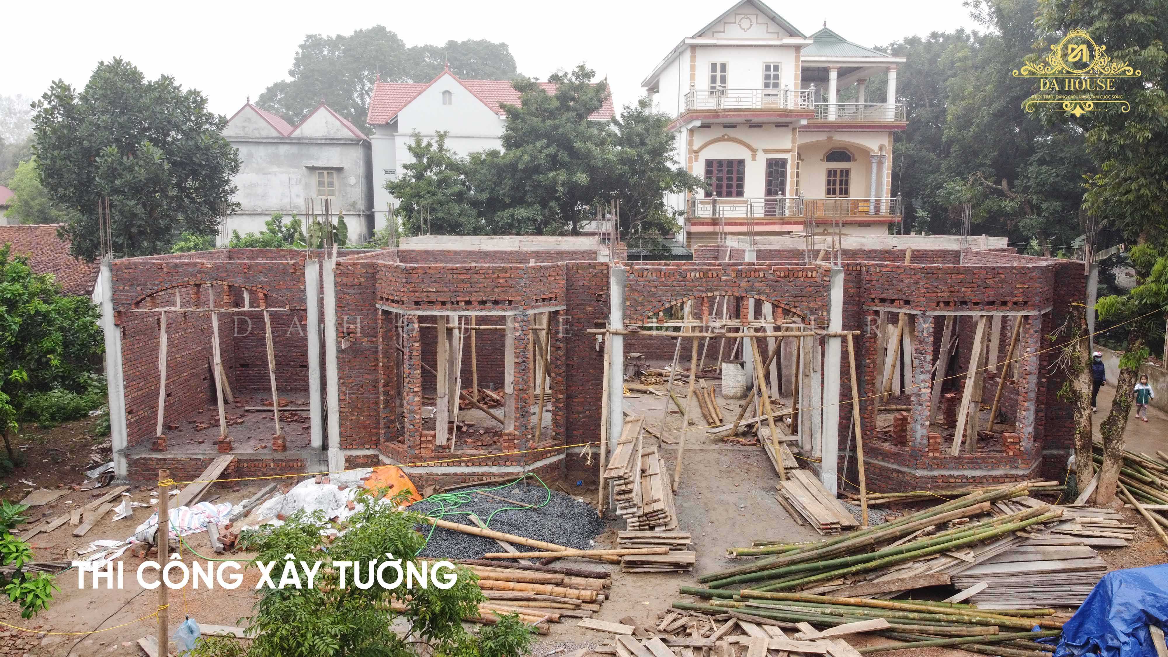 Thi công xây tường tầng 1 (1)_4000_2250