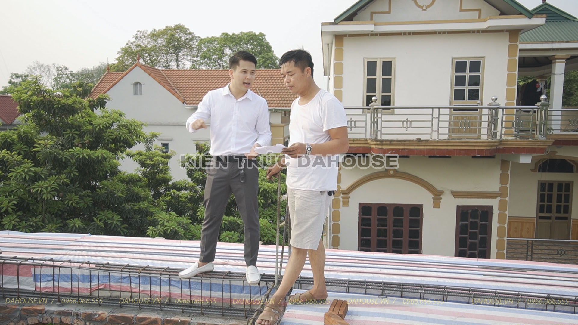 Update tiến độ thi công biệt thự tân cổ điển 2 tầng ở Hà Nội (10)
