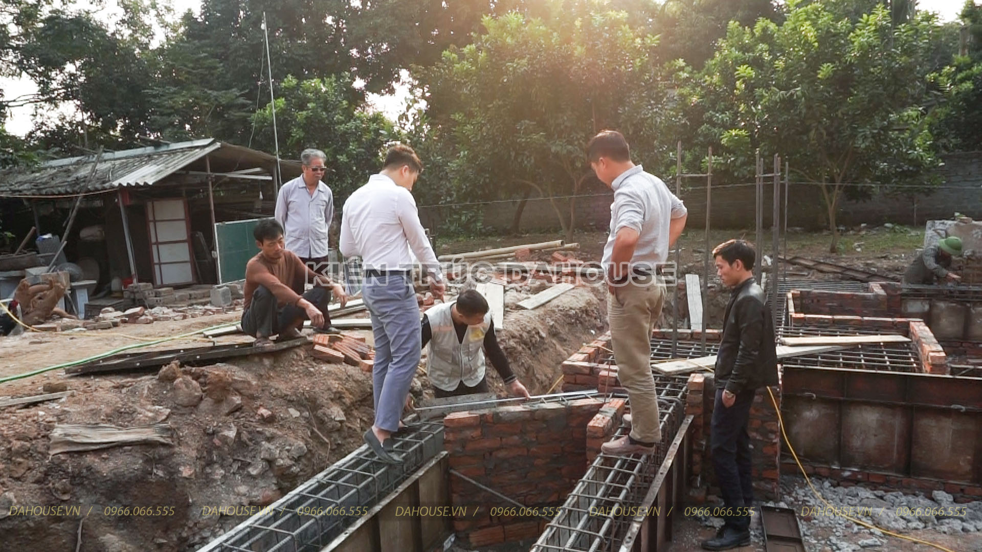 Update tiến độ thi công biệt thự tân cổ điển 2 tầng ở Hà Nội (2)