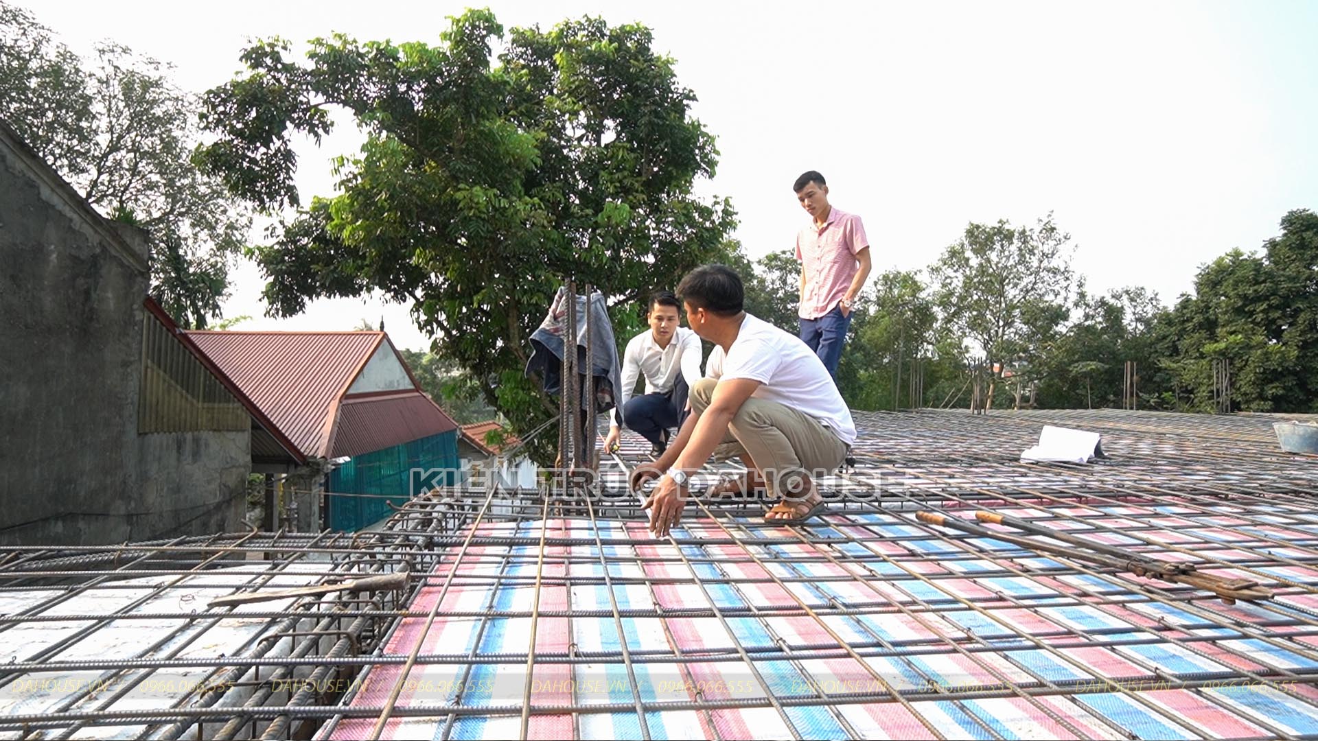 Update tiến độ thi công biệt thự tân cổ điển 2 tầng ở Hà Nội (8)